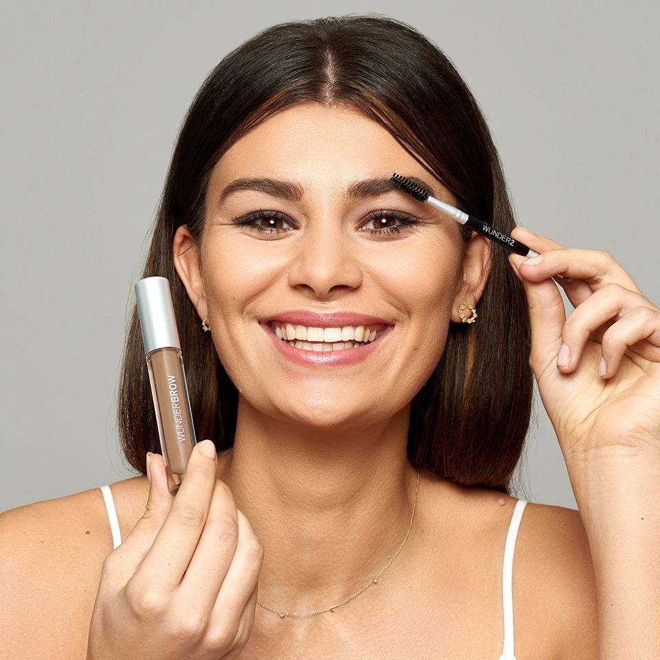 Remix Magazine puts waterproof & smudge-proof eye makeup to the test